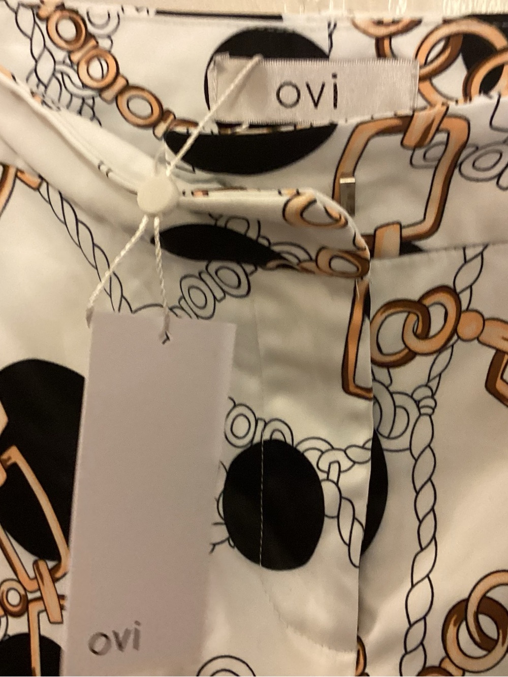 OvI White Chain Anchor Print High-Rise Shorts large - Picture 5 of 6